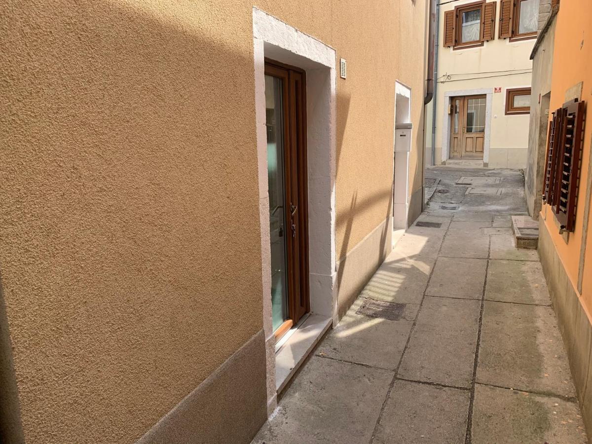 Apartment Old Town Izola Luaran gambar