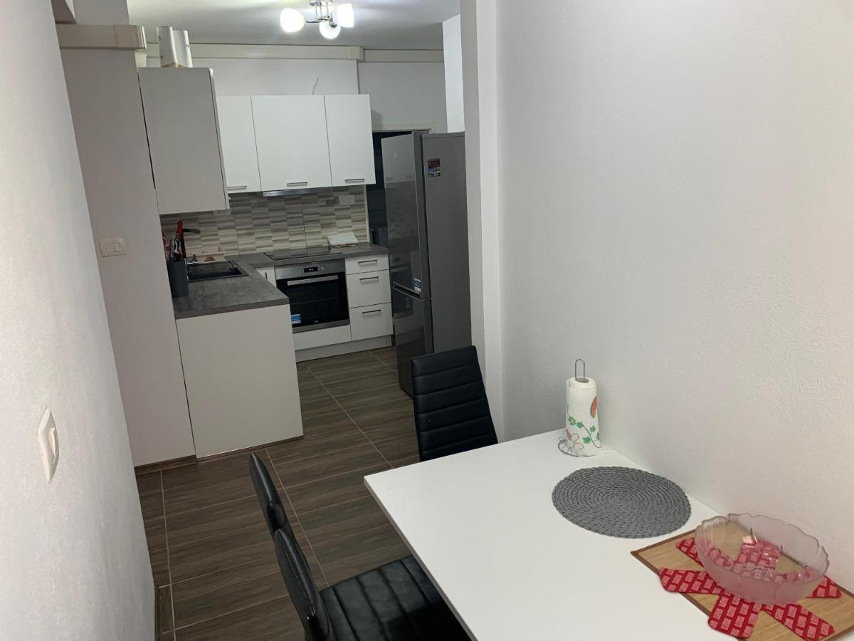 Apartment Old Town Izola Luaran gambar